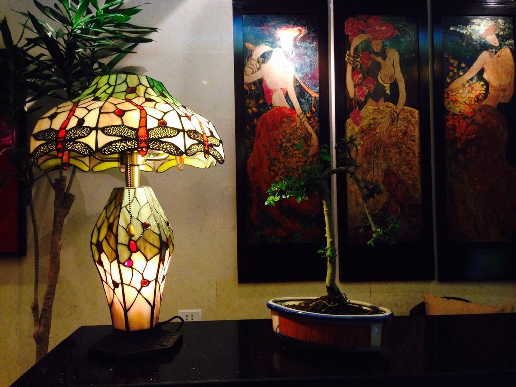 Artisan Boutique Hotel Hanoi Exterior photo