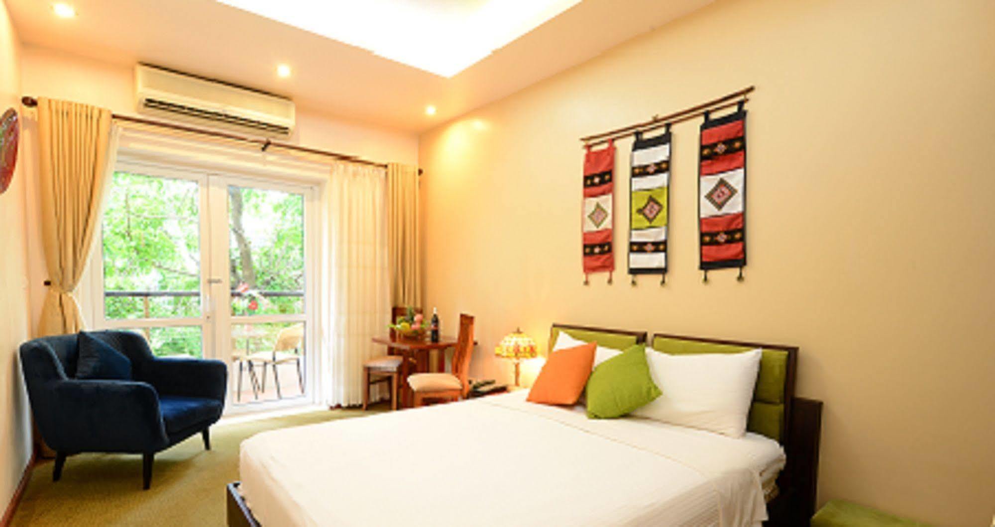Artisan Boutique Hotel Hanoi Exterior photo