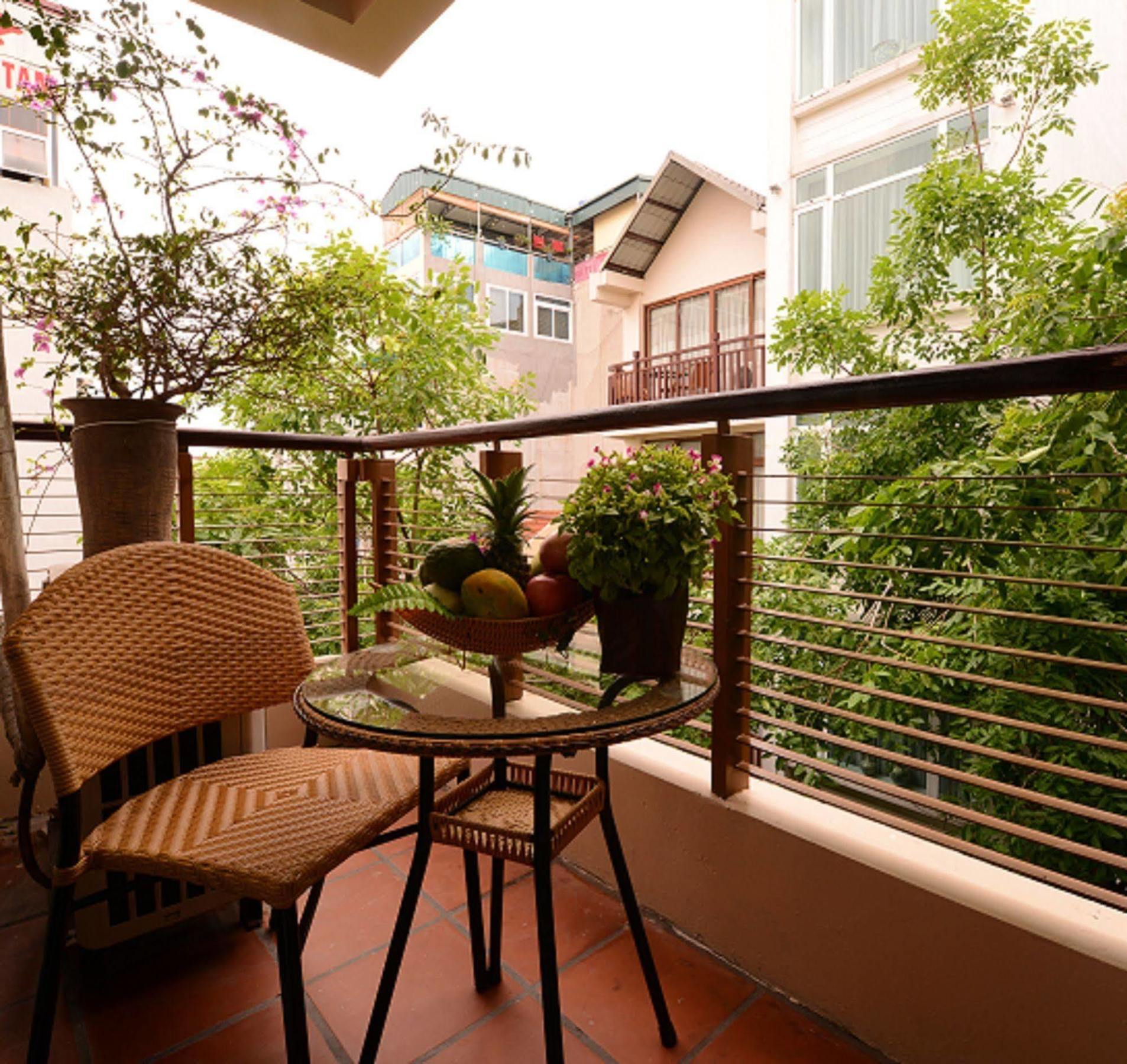 Artisan Boutique Hotel Hanoi Exterior photo