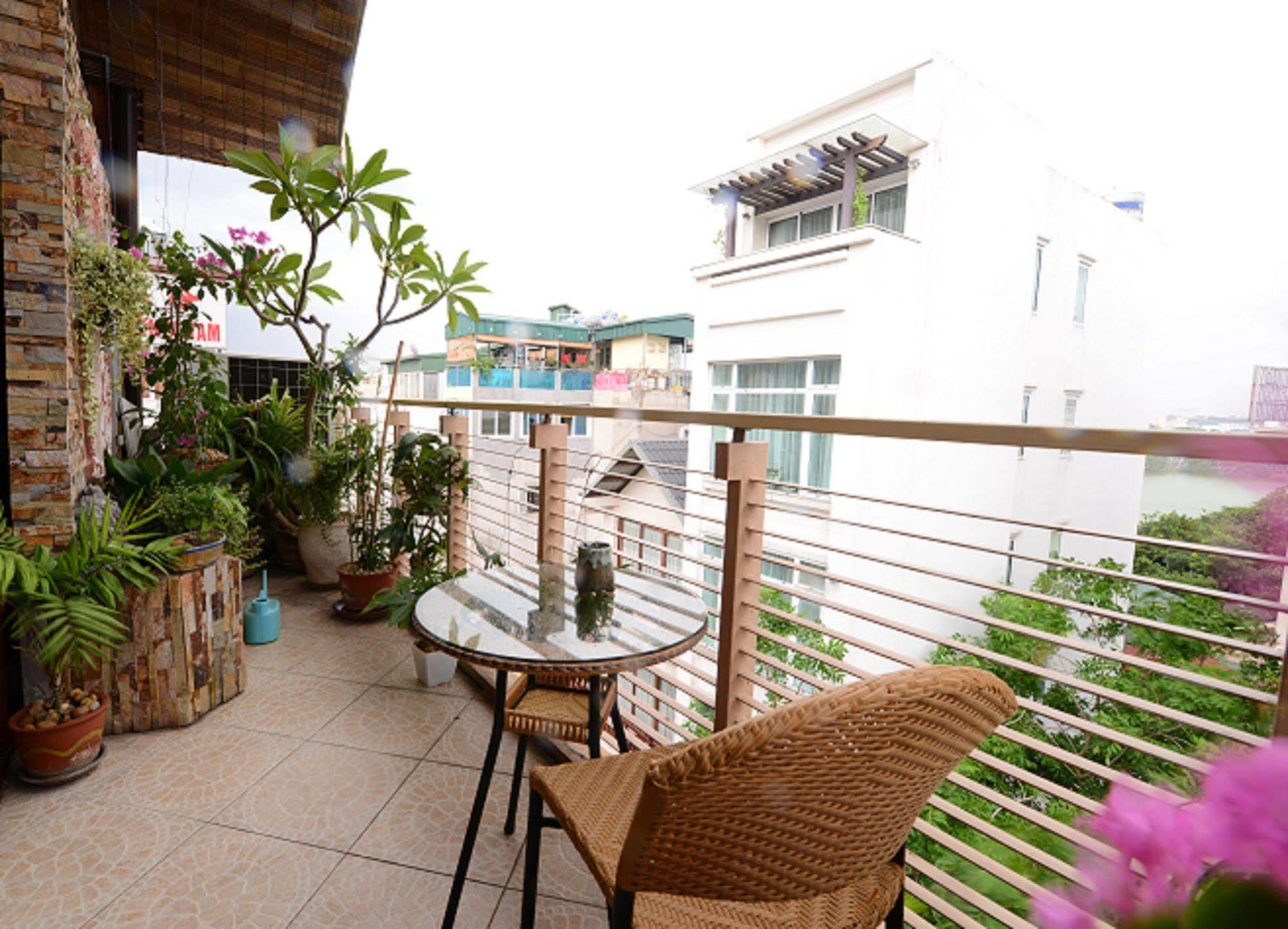 Artisan Boutique Hotel Hanoi Exterior photo