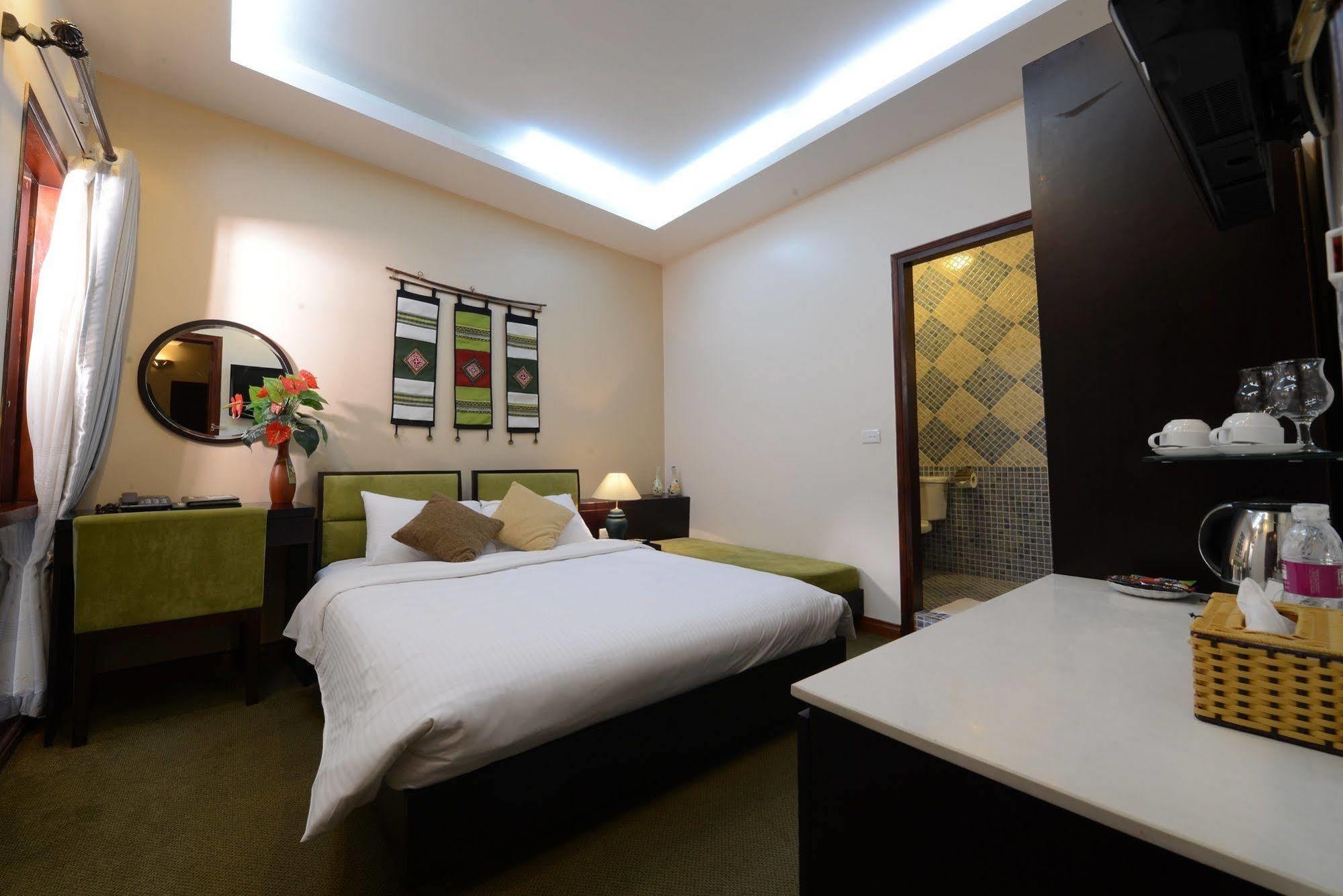 Artisan Boutique Hotel Hanoi Exterior photo
